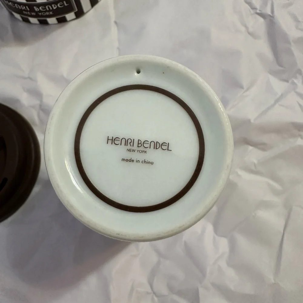 HENRI BENDEL SHOPPING GIRL WITH SILICONE LID RARE